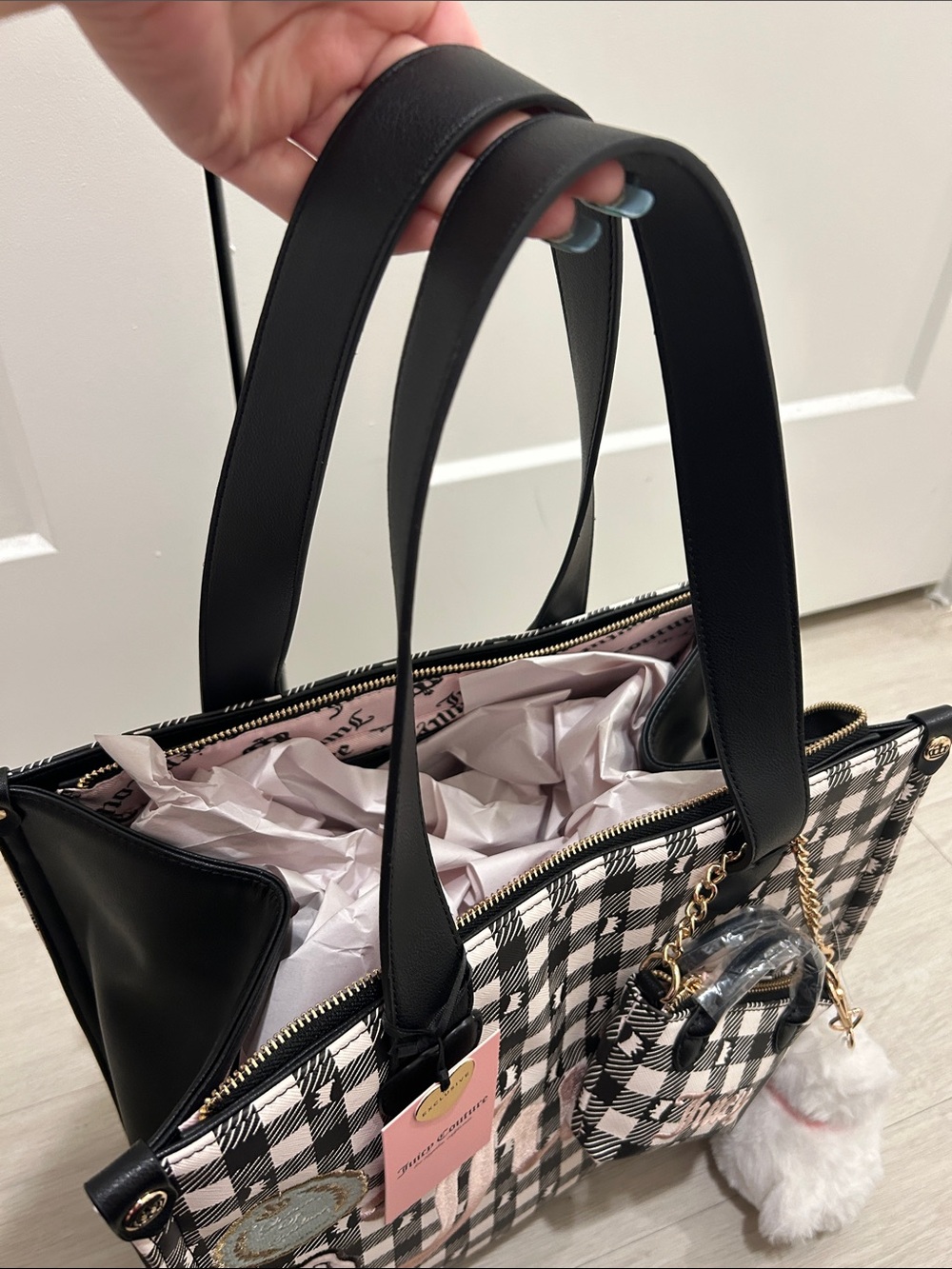 Juicy Couture (NWT) Study In Style With Scottie Tote Bag - Picture 13 of 14